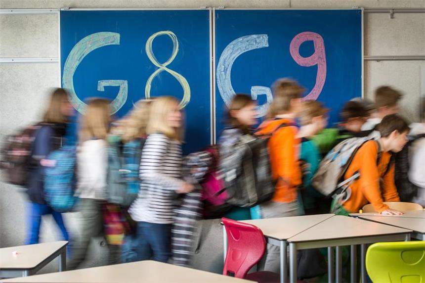 Turbo-Abi: Schüler fühlen sich stärker belastet Die Elterninitiative "G9-Jetzt" fordert in NRW die Rückkehr zum neunjährigen Gymnasium.