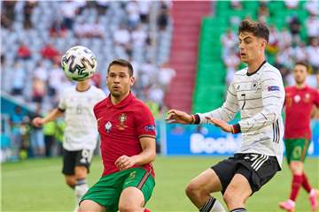 Die EM war für BVB-Profi Raphael Guerreiro bislang ein Auf und Ab.
