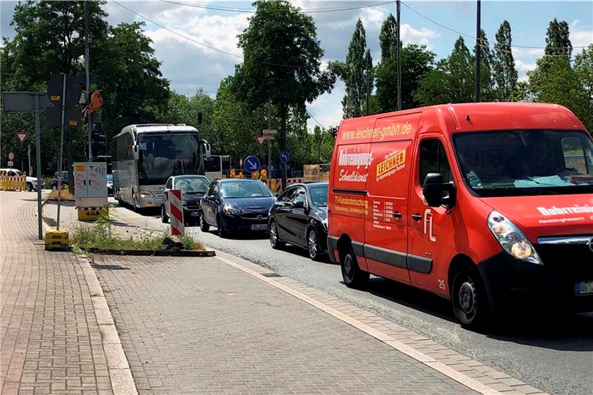 Emscherallee-Simulation wird erst in der April-Sitzung gezeigt Die Emscherallee sollte eigentlich ein großes Thema in der Sitzung der Bezirksvertretung werden. Jetzt wurde es verschoben.