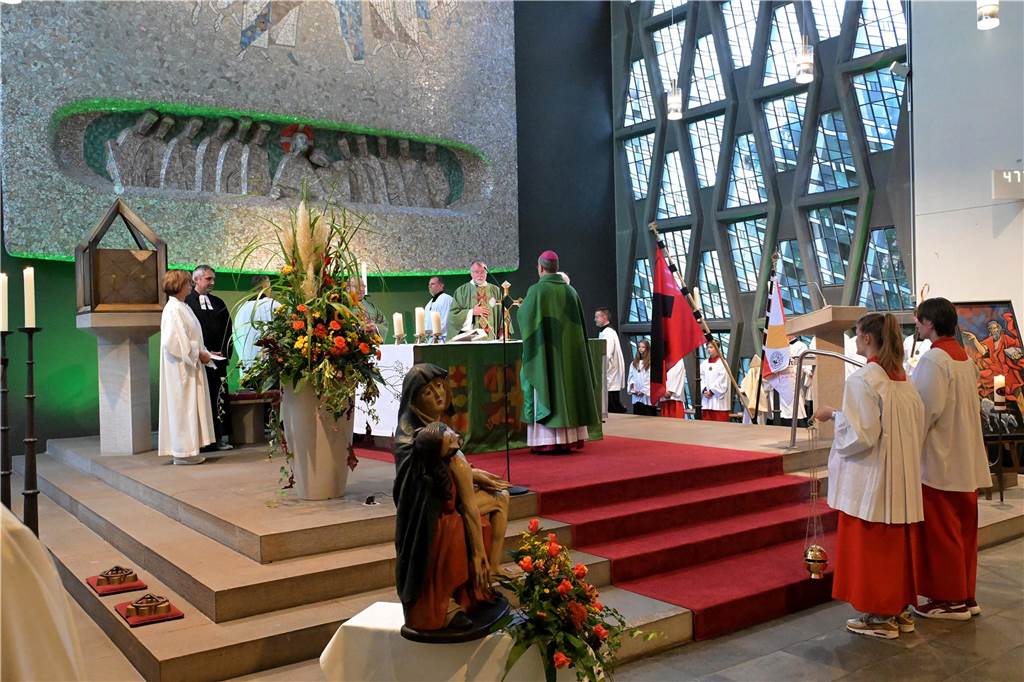Die Entweihung der Kirche St. Johannes fand am 30.9.2023 im Rahmen eines feierlichen Gottesdienstes statt.