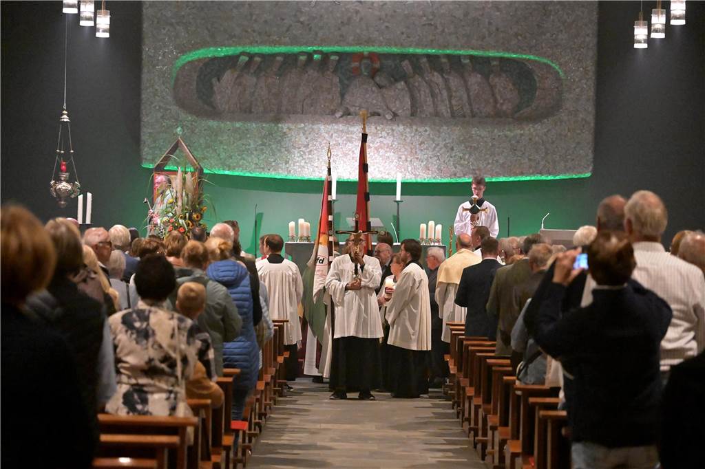 Die Entweihung der Kirche St. Johannes fand am 30.9.2023 im Rahmen eines feierlichen Gottesdienstes statt.
