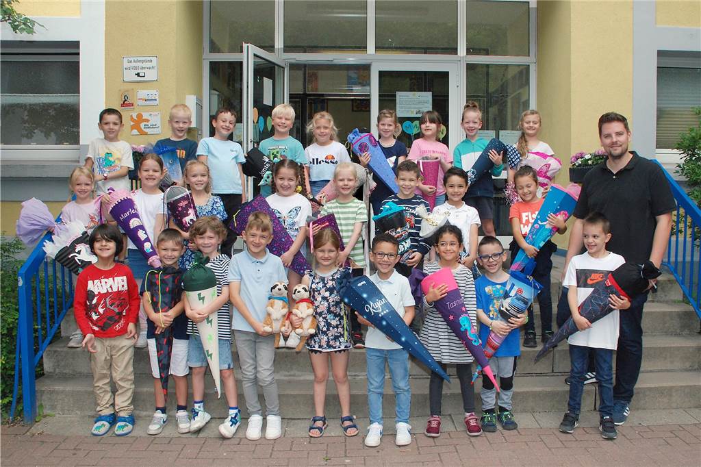 Die Erdmännchen-Klasse 1A an der Wilhelmschule besuchen 28 Kinder. Klassenlehrer ist Jan Rickert.