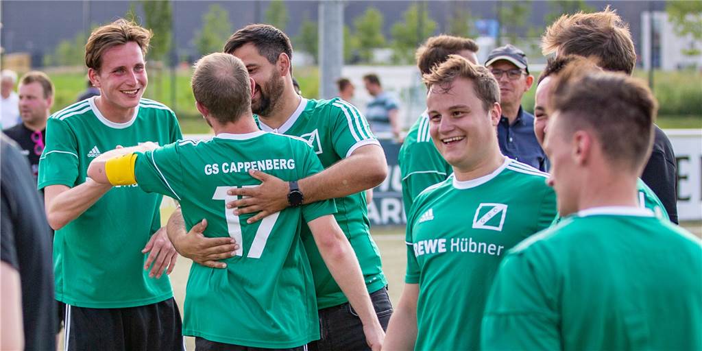 GS Cappenberg rettet sich, VfK Weddinghofen erlebt Debakel - selbst die KSC-Hoffnung ist futsch Die Erleichterung nach dem gesicherten Klassenerhalt war den Spielern von GS Cappenberg deutlich anzusehen. Den VfK Weddinghofen haben sie eindrucksvoll besiegt.