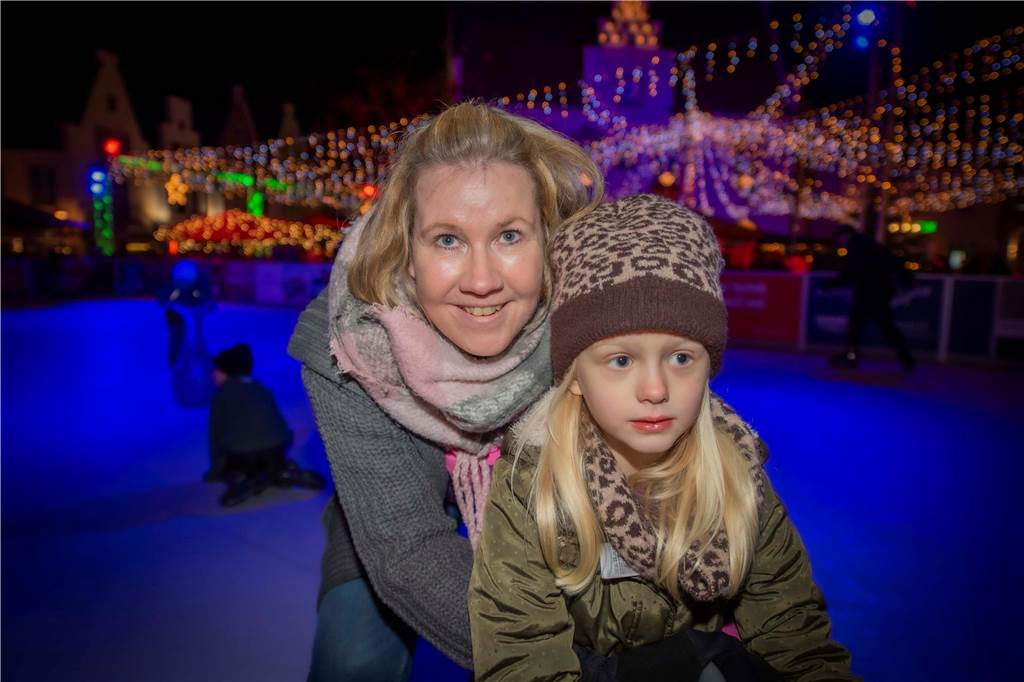 Die Eröffnung des Nikolausmaktes samt Schlittschuhbahn ließen sich viele Halterner nicht entgehen.