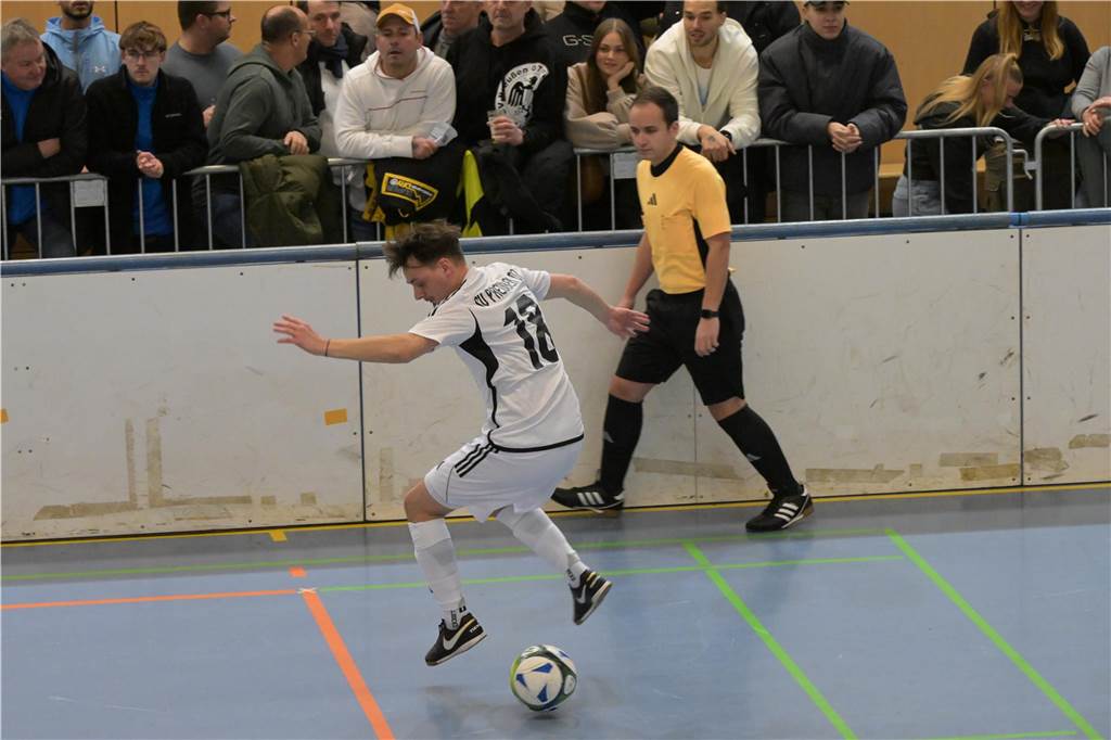 Die ersten Bilder aus der Lüner Rundsporthalle.