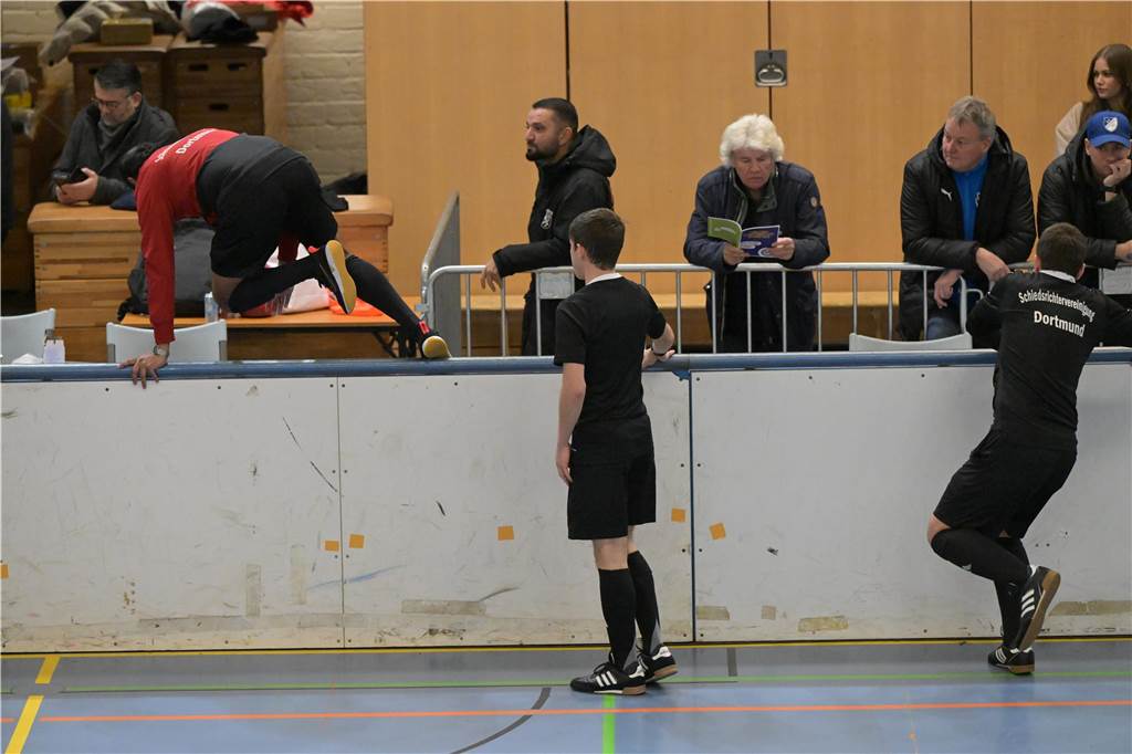 Die ersten Bilder aus der Lüner Rundsporthalle.