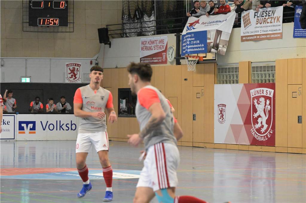 Die ersten Bilder aus der Lüner Rundsporthalle.