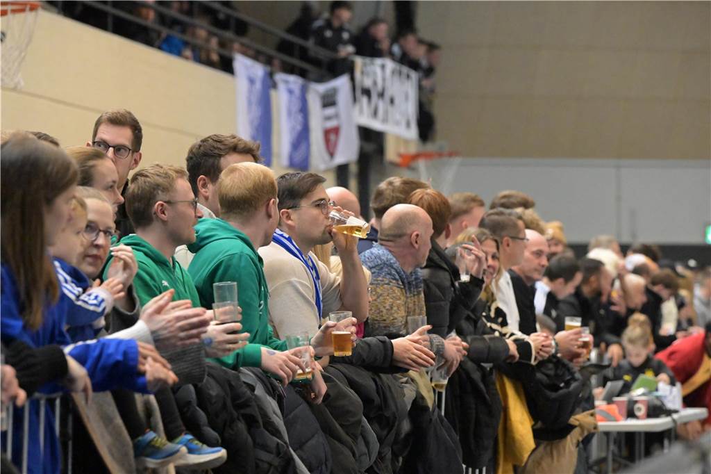 Die ersten Bilder aus der Lüner Rundsporthalle.