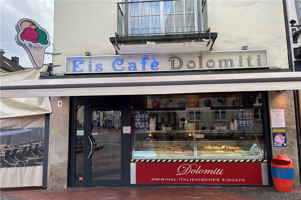 Neue Sorten, alter Preis: Eisdiele Dolomiti nach Winterpause geöffnet Eiscafé Dolomiti in Haltern.