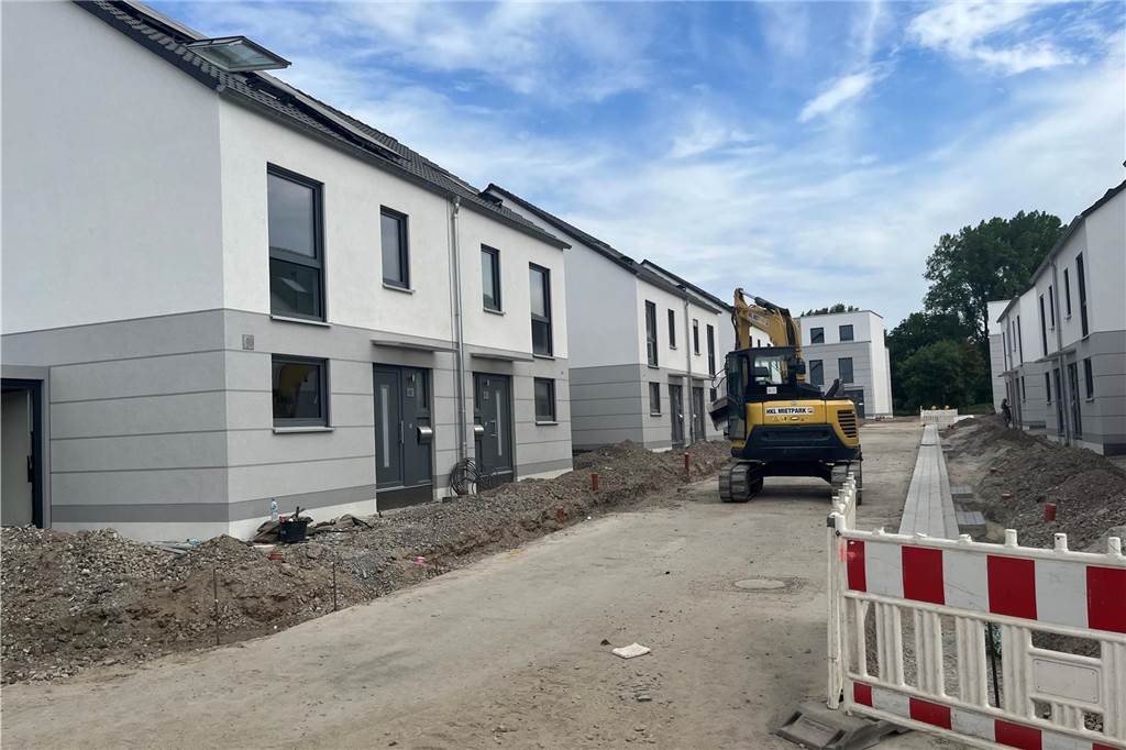 Studie zeigt: Familien können sich Wohneigentum noch leisten Die ersten Häuser im Beerenbruchviertel sind bezugsfertig. Hier wächst eines der größten Baugebiete, die Castrop-Rauxel je hatte.