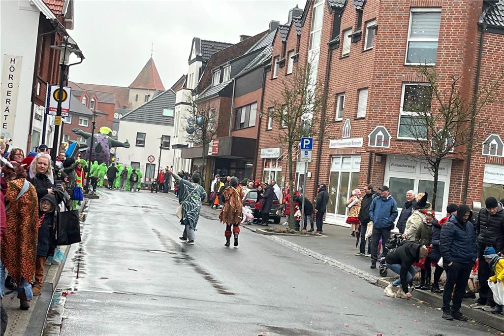 Zuschauer an der Ludgeristraße.