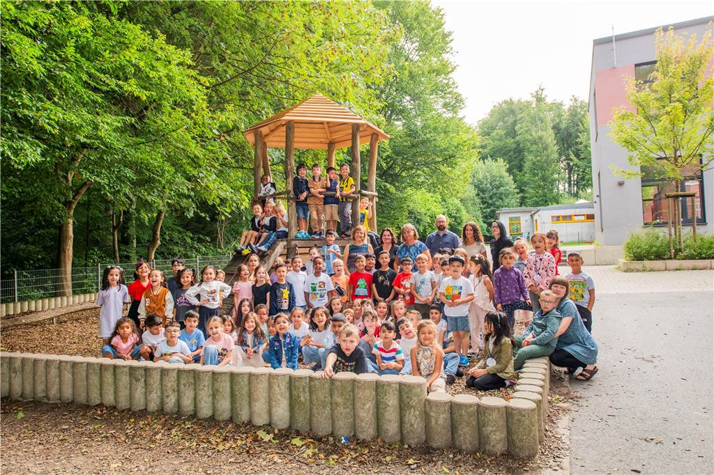 Die Erstklässlerinnen und Erstklässler der Graf-Konrad-Grundschule