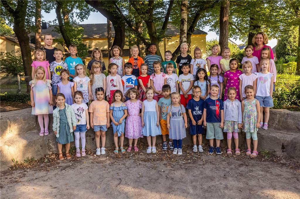 Die Erstklässlerinnen und Erstklässler der Westholz-Grundschule