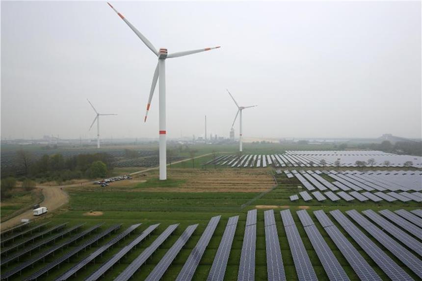 Brüssel will grüne Investments stärken Die EU-Kommission möchte „grüne“ Geldanlagen fördern. Es könnte unter anderem ein EU-Label für grüne Finanzprodukte kommen. Foto: Christian Charisius
