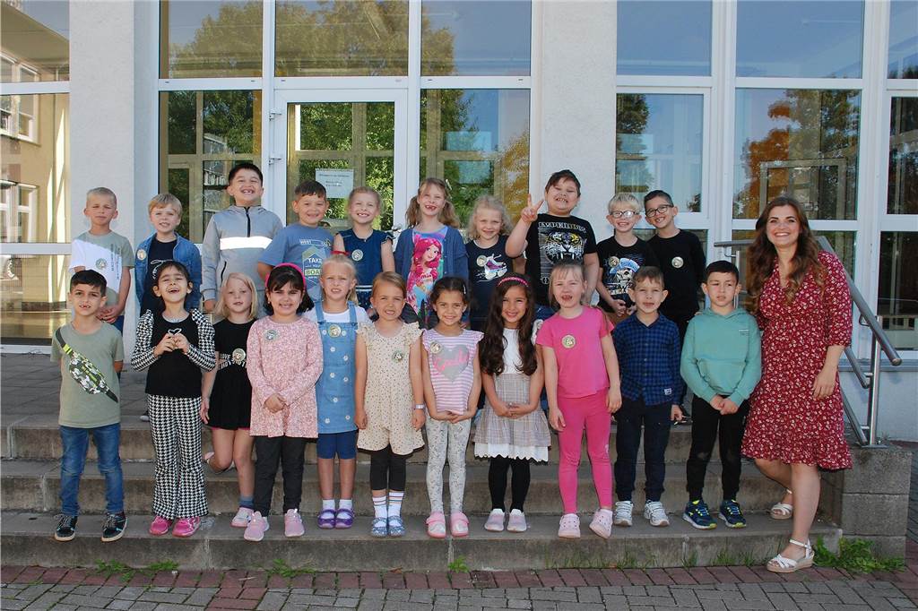 Die Eulen-Klasse 1A an der Cottenburgschule besuchen 28 Kinder. Lehrerin ist Isabelle Specht.