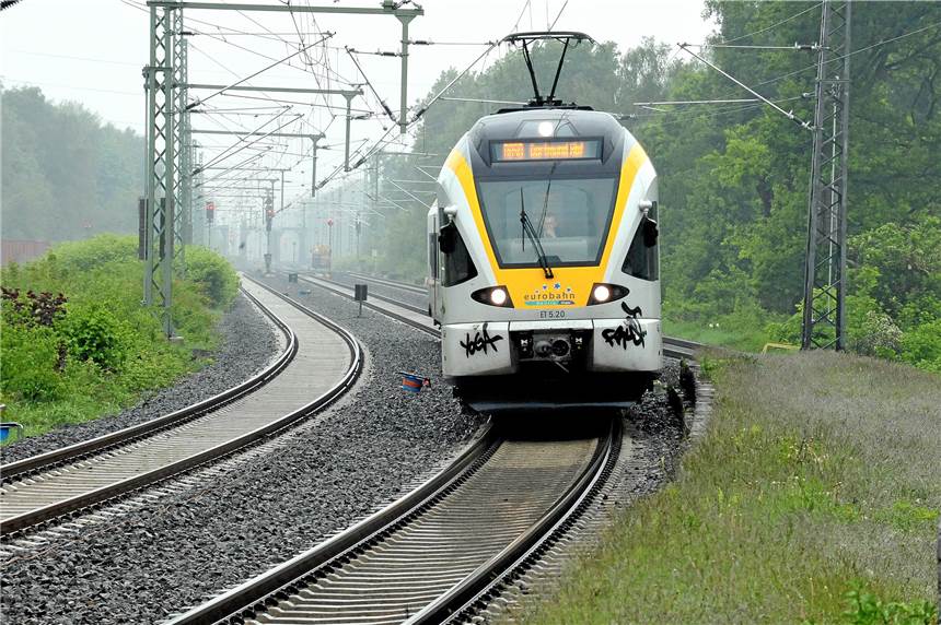 Weil die Bahnstrecke kaputt ist, wird der Fahrplan geändert Die Eurobahn hat ihren Fahrplan auf der Strecke Dortmund-Münster verändert.