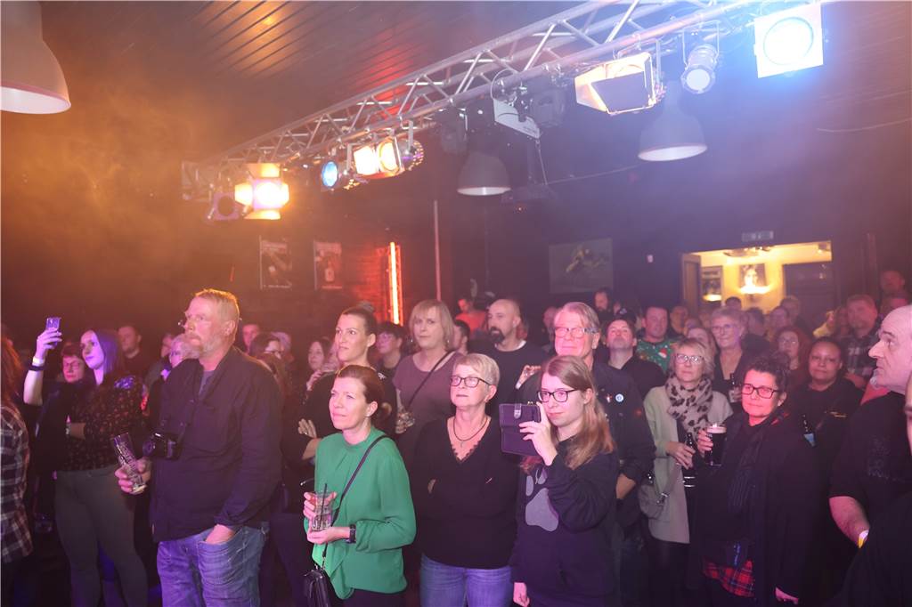 Die Fangemeinde nimmt Abschied.