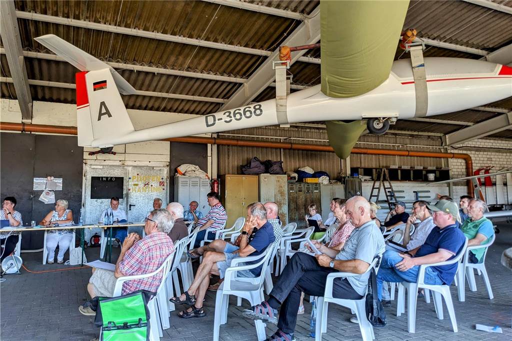 Drei Stadtteile sollen Geld für ein Schulhof-Projekt geben Stadtteilkonferenz