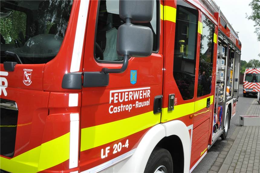 Drei Feuerwehreinsätze zur besten Bescherungs-Zeit an Heiligabend Die Feuerwehr musste an Heiligabend drei Mal ausrücken.