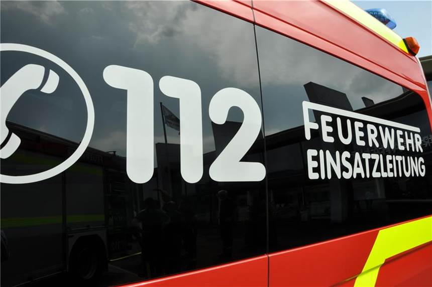 Feuer in der Küche – Wohnung in Mehrfamilienhaus unbewohnbar Die Feuerwehr musste einen Brand in Berghofen löschen.