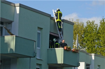 Die Feuerwehr rückte am Dienstagabend zur Dimker Allee aus.