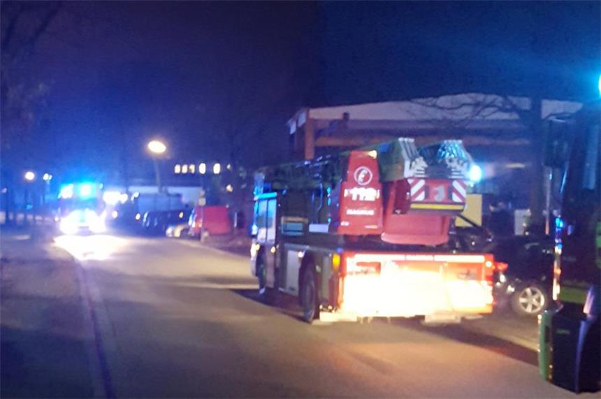 Propangasflasche war in Brand geraten Die Feuerwehr rückte am Dienstagmorgen zur Barbarastraße aus.