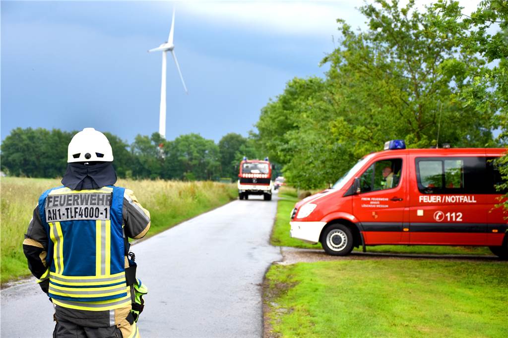 Feuer an Schweinestall ausgebrochen: 70 Sauen konnten gerettet werden Die Feuerwehr war am Mittwochabend mit einem Großaufgebot in Sabstätte im Einsatz. Der Hofbetreiber hatte aber schon vor Eintreffen der Feuerwehr die Flammen löschen können.