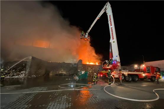 Großbrand am Hafen: Die Polizei hat erste Hinweise auf Brandursache