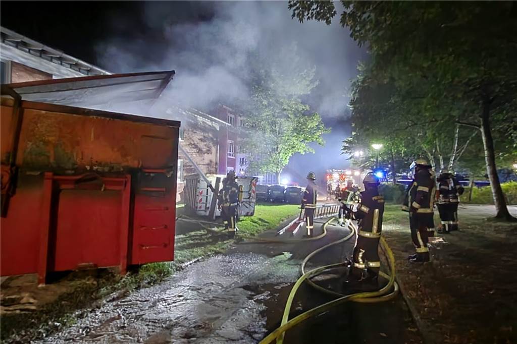 Leiter der Feuerwehr blickt auf turbulentes Jahr 2022 zurück Die Feuerwehr Werne blickt auf über 500 Einsätze im Jahr 2022 zurück.