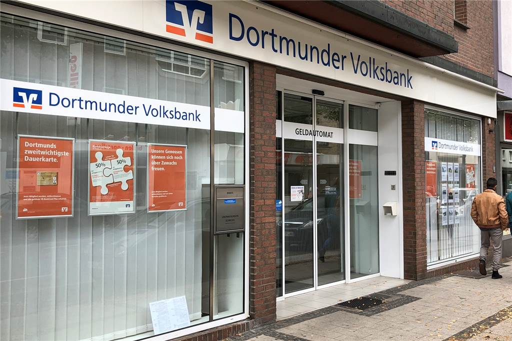 Eine Volksbank für Brambauer: Dortmunder ziehen zu Waltroper Kollegen zur Mengeder Straße Die Filiale der Dortmunder Volksbank an der Waltroper Straße verschwindet aller Voraussicht nach im kommenden Jahr.