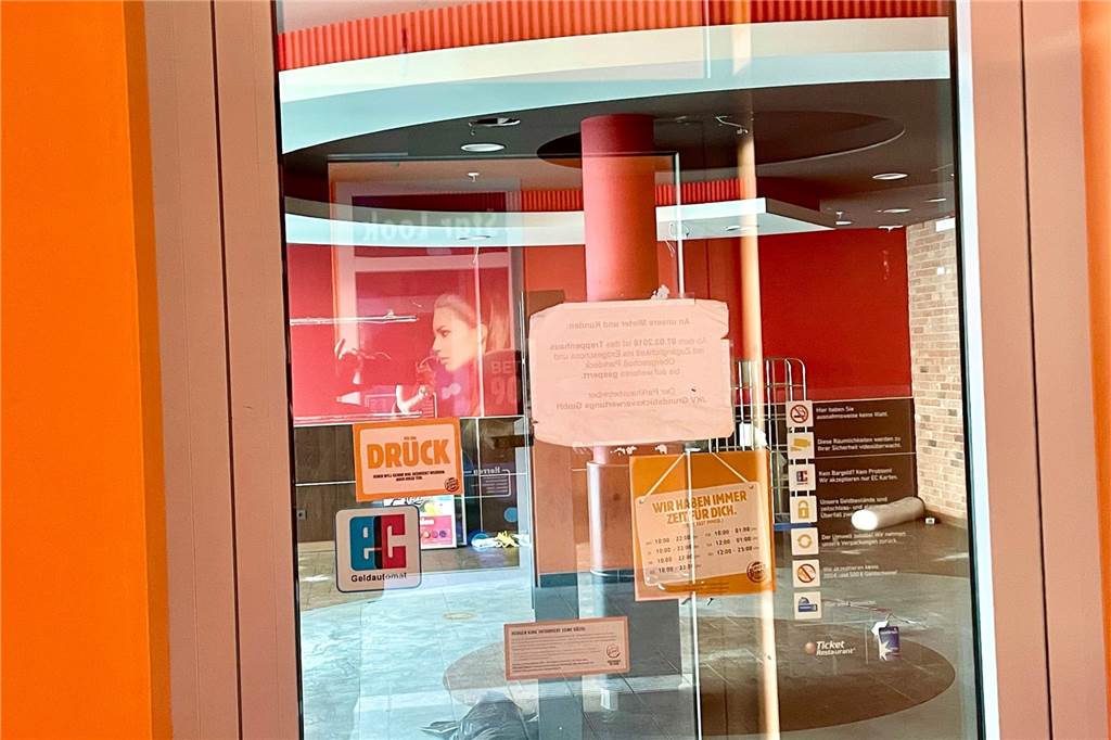 „Wohlüberlegt“: Burger King am Hörder Bahnhof dauerhaft geschlossen Die Filiale im Hörder Bahnhof ist schon fast leergeräumt.