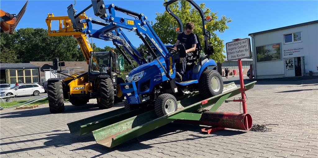 Trecker-Turnier in Nordkirchen: Heißer Draht und Entenangeln mit Landmaschinen Die Firma Limberg lädt für Sonntag (4. September) zum Trecker-Turnier ein. Da stehen dann unterschiedliche Geschicklichkeitsübungen auf dem Programm.