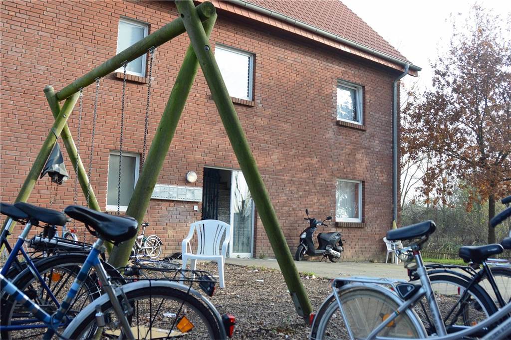 Eine Million Mehrkosten für Haushalt wegen Flüchtlingslage Die Flüchtlingsunterkünfte der Gemeinde, wie hier in Südkirchen, reichen in der aktuellen Lage nicht aus.