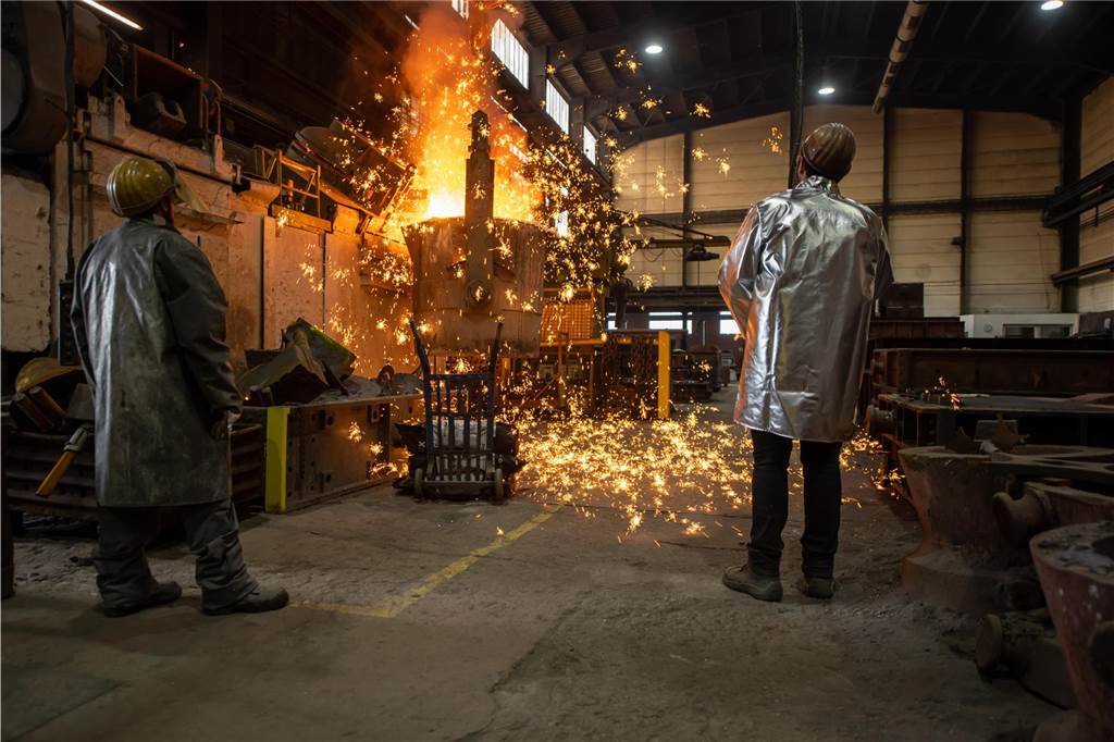 Die Flügel und der Rotor sind in Dorsten gegossen worden. Das flüssige Metall wurde in Formen aus speziellem Quarzsand-Gemisch gefüllt.