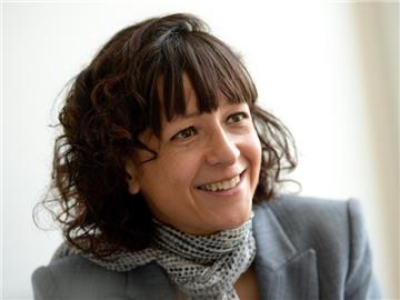 Die Forscherin Emmanuelle Charpentier vom Helmholtz-Zentrum für Infektionsforschung in Braunschweig erhält den angesehenen spanischen Prinzessin-von-Asturien-Preis. Foto: Peter Steffen/Archiv