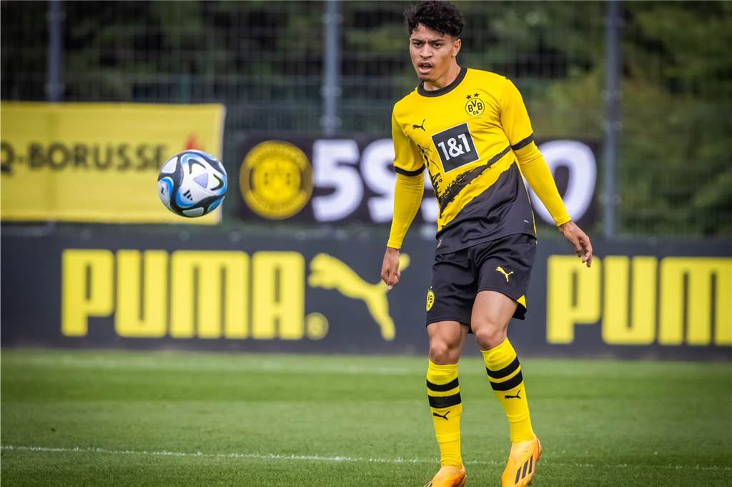 Die Fotos zum Testspiel von Borussia Dortmunds U23 gegen den Lüner SV. 