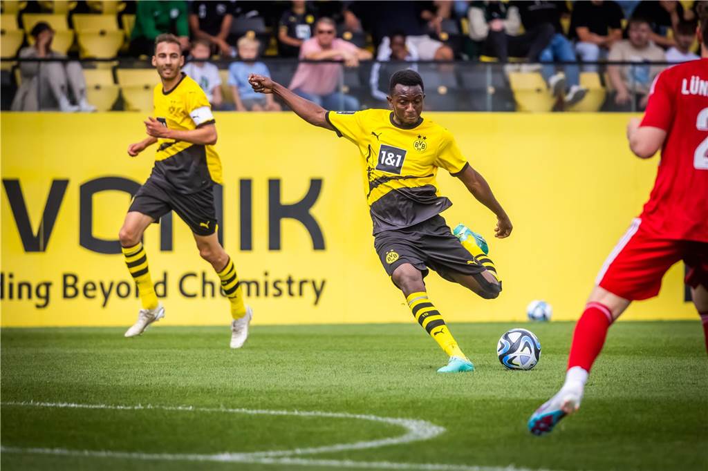 Die Fotos zum Testspiel von Borussia Dortmunds U23 gegen den Lüner SV. 