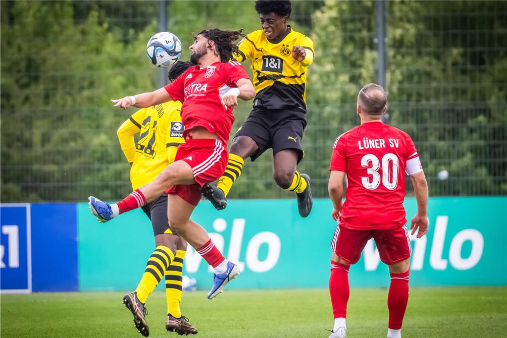 Die Fotos zum Testspiel von Borussia Dortmunds U23 gegen den Lüner SV. 