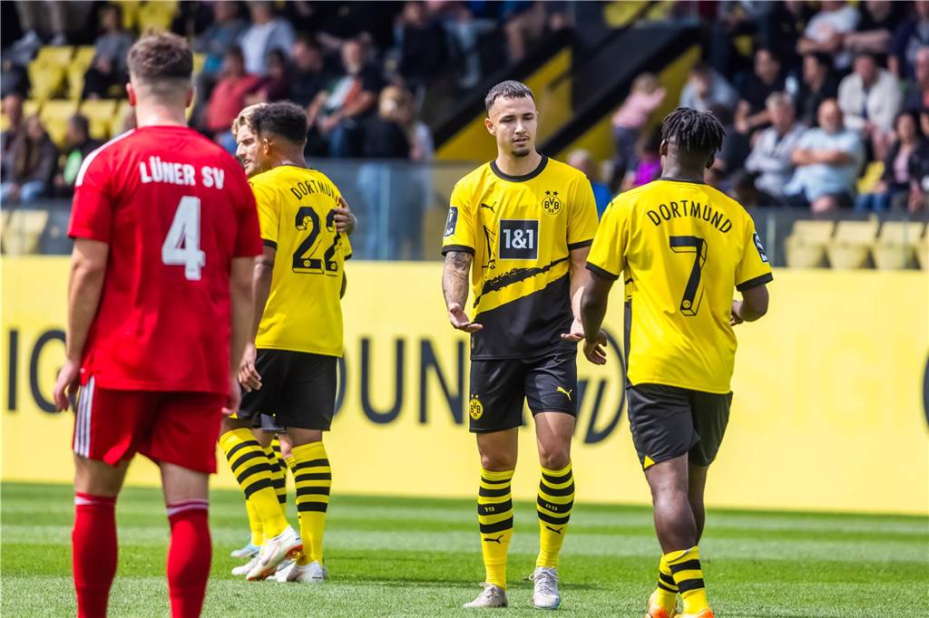 Die Fotos zum Testspiel von Borussia Dortmunds U23 gegen den Lüner SV. 