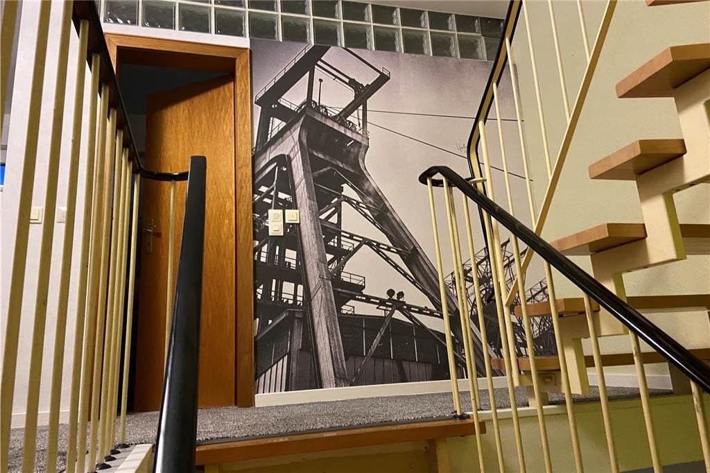 Die Fototapeten werden immer für die spezielle Wand angefertigt, die der Kunde mit den Bildern schmücken möchte.