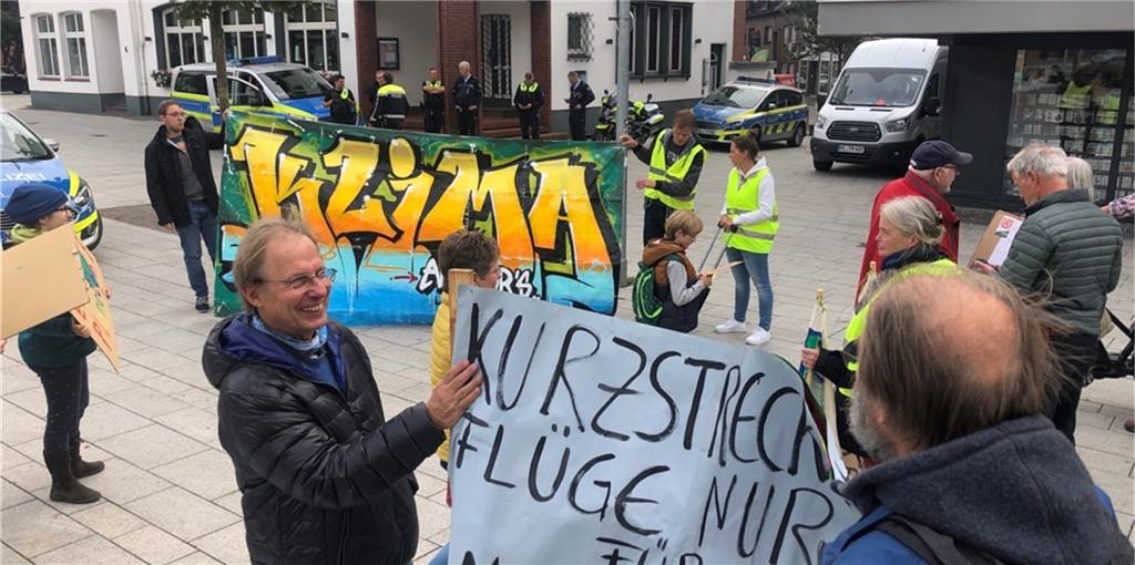Re-live: Dorstener Jugendliche zogen mit Fridays For Future durch die Stadt Die Fridays-For-Future-Demonstration startet am Freitag (23.9.) um 15 Uhr am Lippetor.