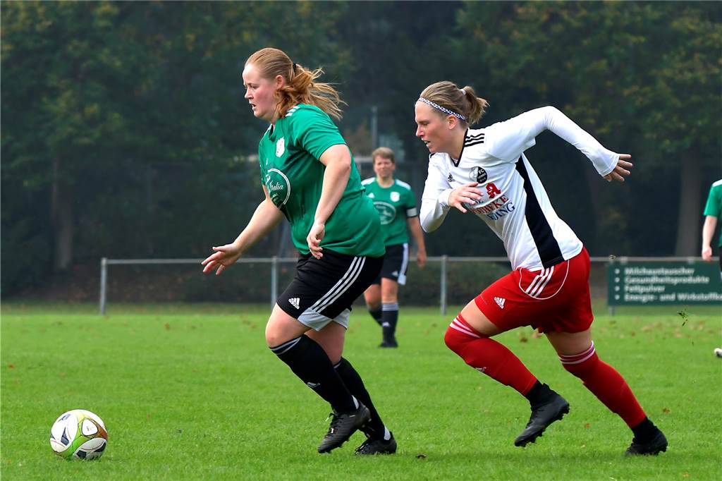 Legdenerin Christina Krause macht Schluss: Neue Impulse nach neun Jahren Die frühere Zweitligaspielerin Christina Krause (l.) hat bei den Frauen des SuS Legden in den vergangenen Jahre einiges bewegt.