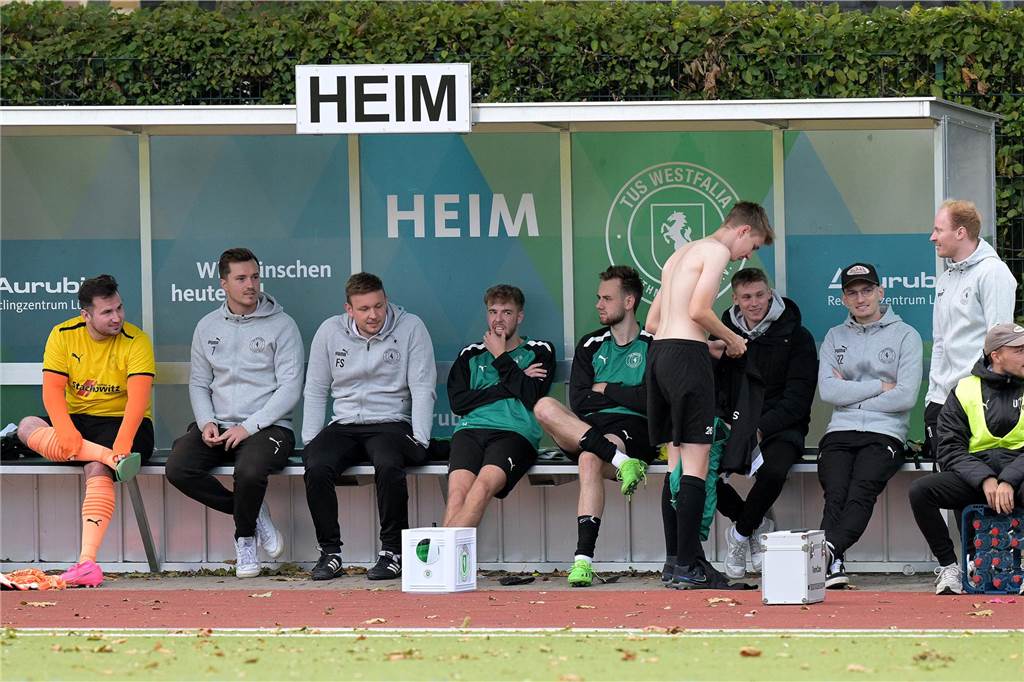 Die Fußballer aus Lünen waren am Wochenende erfolgreich, die Handballerinnen verloren.