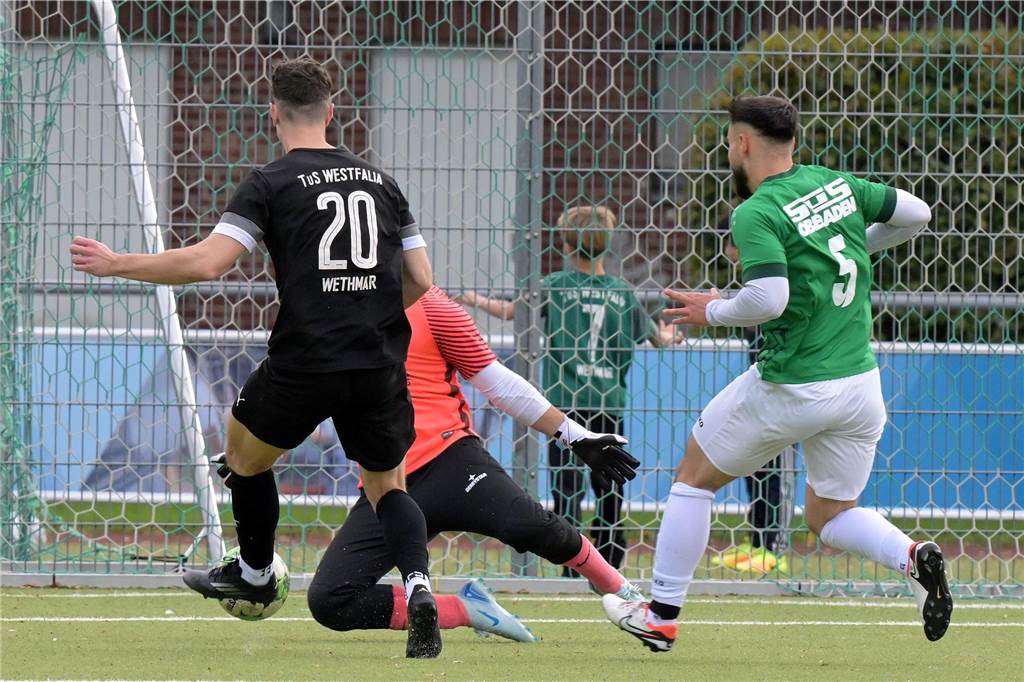 Die Fußballer aus Lünen waren am Wochenende erfolgreich, die Handballerinnen verloren.