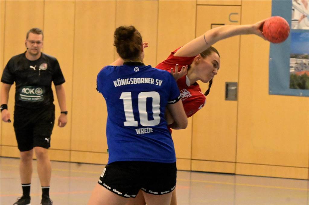 Die Fußballer aus Lünen waren am Wochenende erfolgreich, die Handballerinnen verloren.