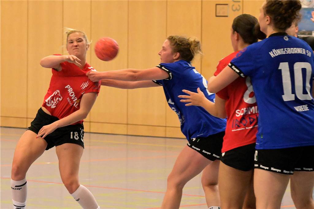 Die Fußballer aus Lünen waren am Wochenende erfolgreich, die Handballerinnen verloren.