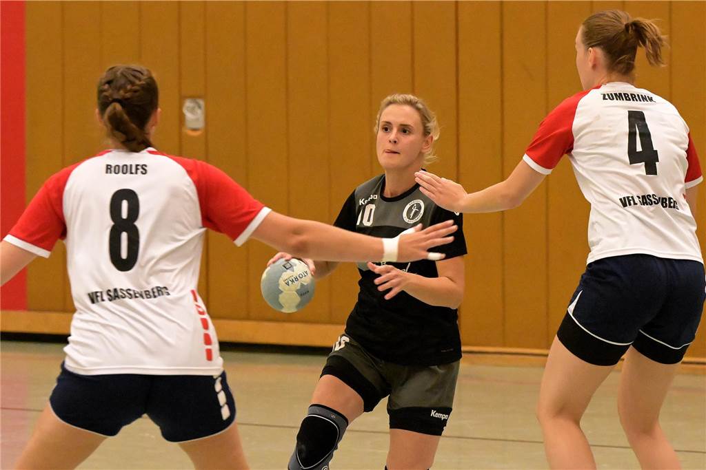 Die Fußballer aus Lünen waren am Wochenende erfolgreich, die Handballerinnen verloren.