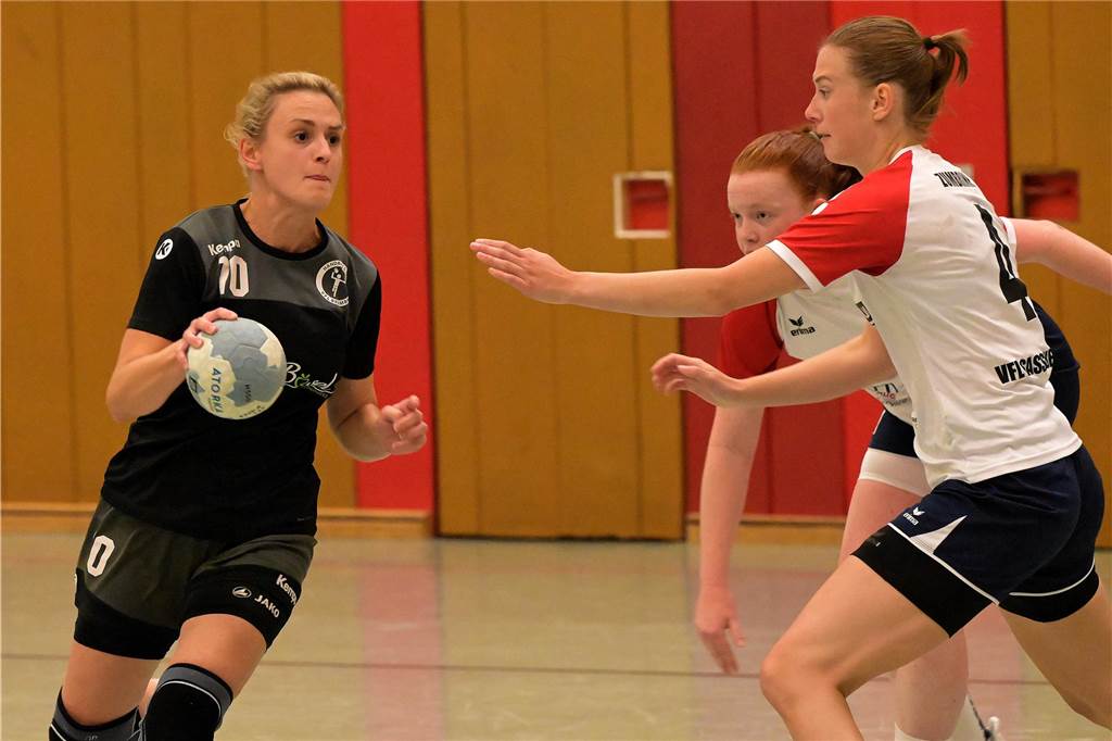 Die Fußballer aus Lünen waren am Wochenende erfolgreich, die Handballerinnen verloren.