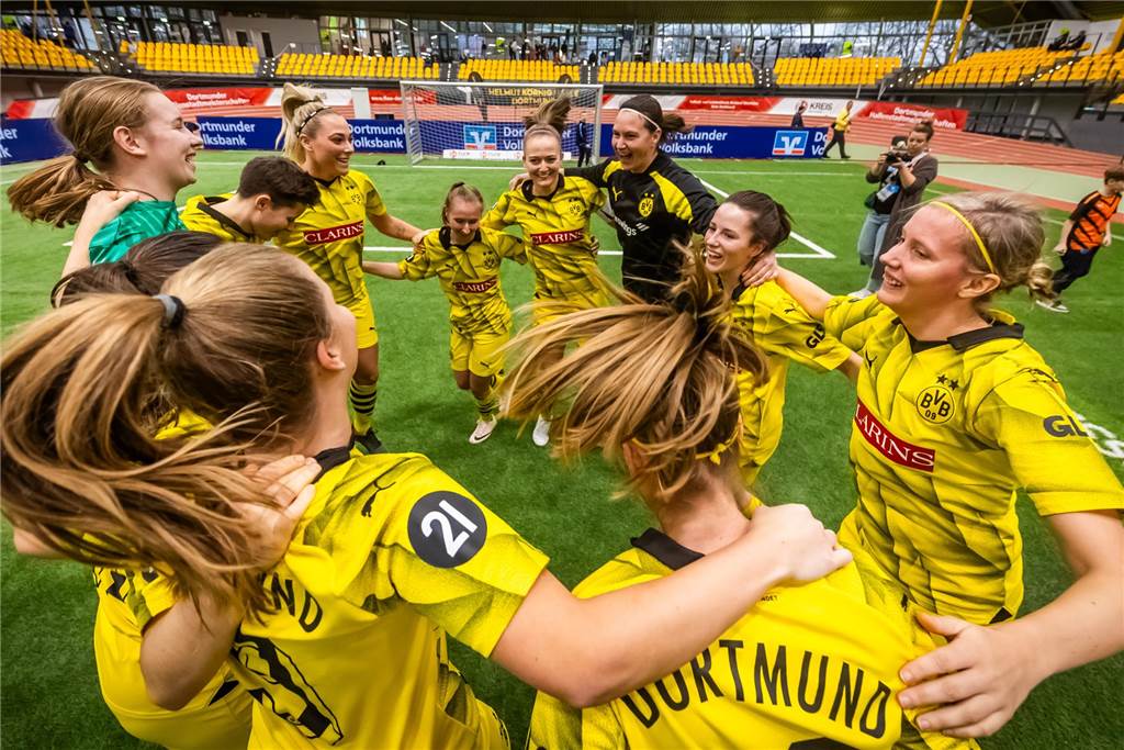Die Fußballerinnen von Borussia Dortmund sind Titelverteidiger bei der Hallenstadtmeisterschaft.