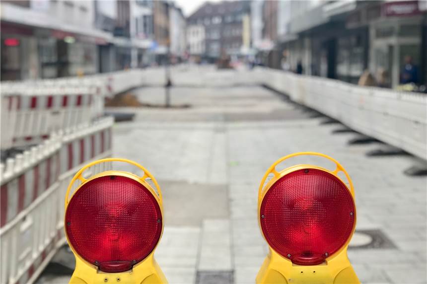 „Bank-Paten“ für die Dorstener Altstadt gesucht Die Fußgängerzone in der Dorstener Altstadt wird umgebaut. Das hat eine Menge Unannehmlichkeiten zur Folge - für Geschäftsleute und Kunden.